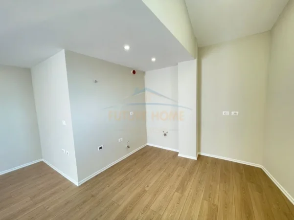 Tirane, shitet apartament duplex Dublex Kati 3, 73 m² 170.000 € (Fresk)