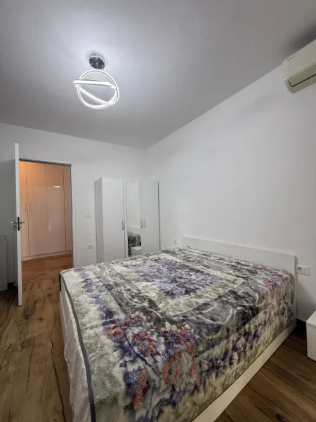 Tirane, shitet apartament 1+1 , 60 m² 160.000 € 