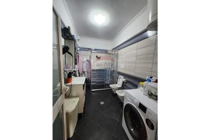 Tirane, shitet 3+1 , 134 m² 227.000 € (Liqeni i Thate)