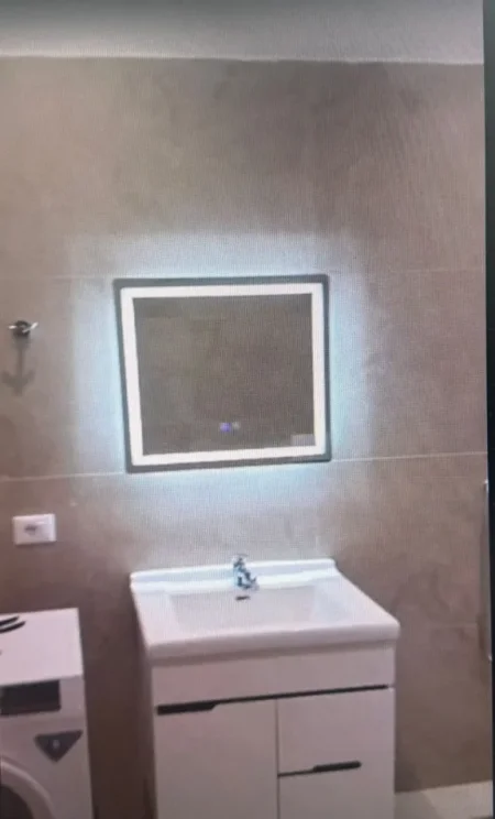 Tirane, jepet me qera apartament 1+1 Kati 1, 70 m² 270 € (Fresku)