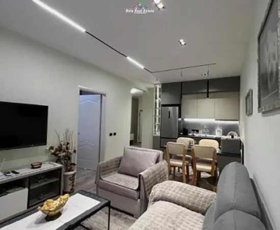 Tirane, jepet me qera apartament 1+1+Ballkon Kati 11, 65 m² 870 € (qender)