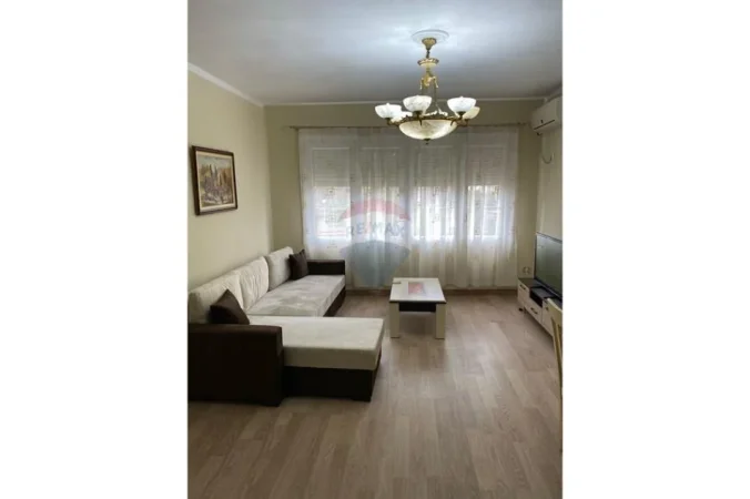 Tirane, shitet 2+1 , 109 m² 210.000 € (Bllok)