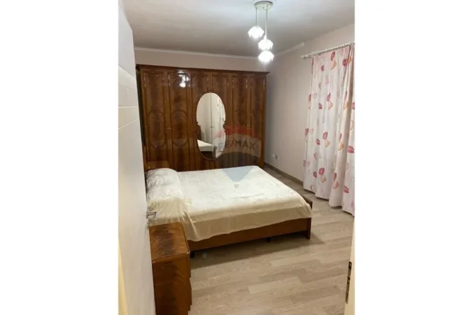Tirane, shitet 2+1 , 109 m² 210.000 € (Bllok)