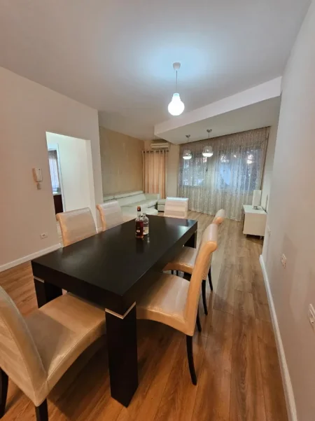 Tirane, shitet apartament 1+1 Kati 3, 66 m² 163.000 € (Mine Peza)