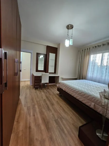 Tirane, shitet apartament 1+1 Kati 3, 66 m² 163.000 € (Mine Peza)