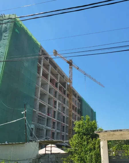 Tirane, shitet apartament 2+1 , 95 m² 94.800 € 