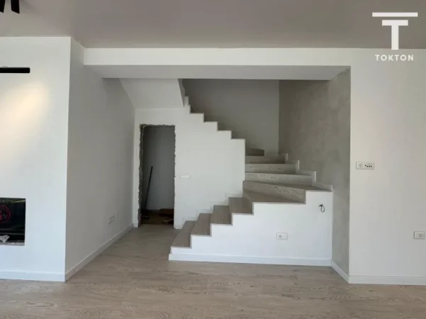 Durres, shitet Vile 2 Katshe Kati 2, 498 m² 780.000 € (GJiri i Lalzit)