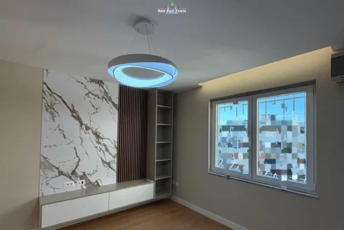 Tirane, shes apartament 2+1 Kati 12, 80 m² 196.000 € (reshit petrela)
