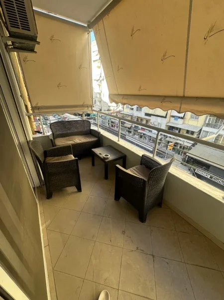Tirane, jap me qera apartament 2+1+Ballkon Kati 1, 95 m² 620 € (Astir, afer bar Bohem)