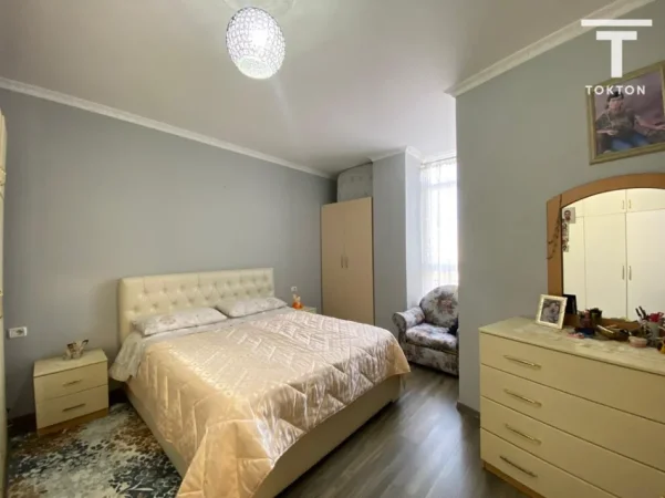 Tirane, shitet apartament 2+1+Ballkon Kati 4, 113 m² 260.700 € (Hipoteka)