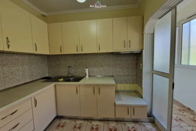 Tirane, shitet apartament 1+1+Ballkon Kati 2, 58 m² 121.000 € (irfan tomini)