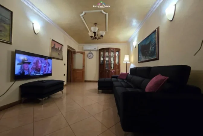Tirane, shes apartament 3+1 Kati 2, 74 m² 225.000 € (muhamed gjollesha)