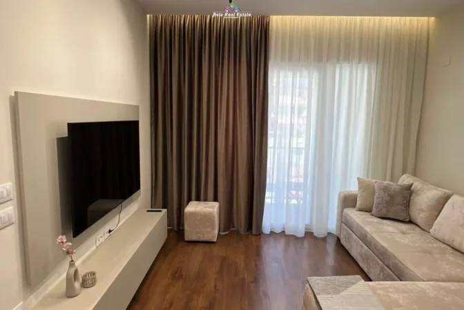 Tirane, jepet me qera apartament 1+1 Kati 7, 68 m² 620 € (Rruga e Barrikadave)
