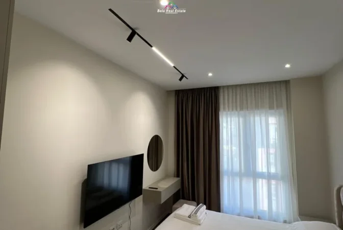 Tirane, jepet me qera apartament 1+1 Kati 7, 68 m² 620 € (Rruga e Barrikadave)