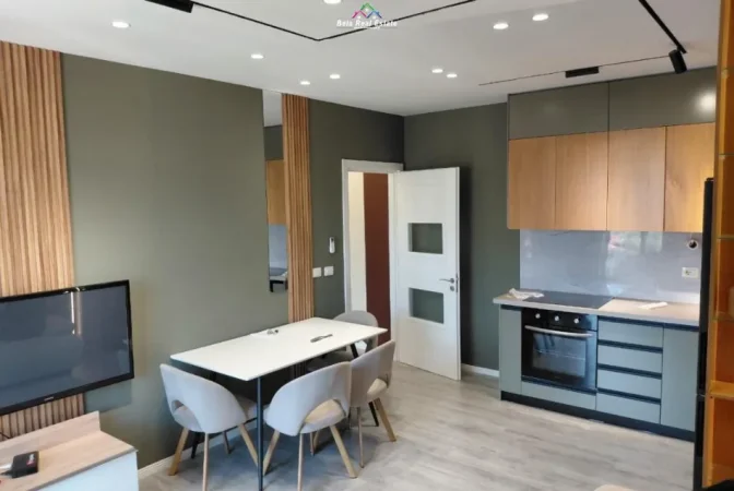 Tirane, jepet me qera apartament 2+1 Kati 7, 90 m² 680 € (Rruga Ali Demi)
