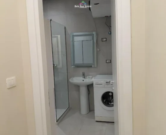 Tirane, jepet me qera apartament 2+1 Kati 7, 90 m² 680 € (Rruga Ali Demi)