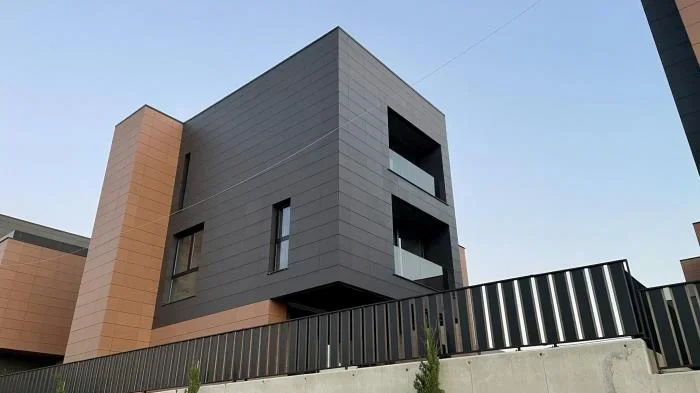 Tirane, shitet Vile 3 Katshe , 360 m² (teg)
