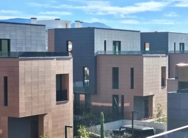 Tirane, shitet Vile 3 Katshe , 360 m² (teg)