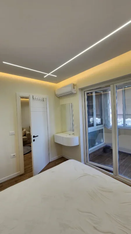 Tirane, shitet apartament 1+1 Kati 3, 70 m² (Rruga Dritan Hoxha)