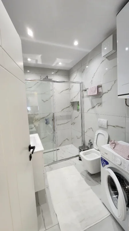 Tirane, shitet apartament 1+1 Kati 3, 70 m² (Rruga Dritan Hoxha)