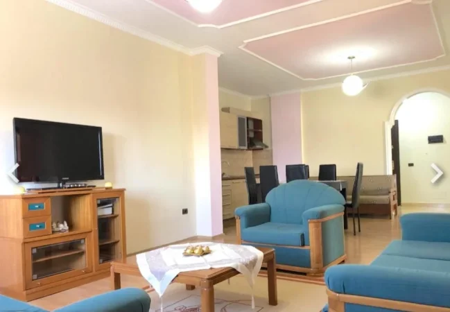 Tirane, jepet me qera apartament 2+1 Kati 3, 105 m² 400 € (Rruga Jordan Misja)