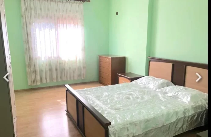 Tirane, jepet me qera apartament 2+1 Kati 3, 105 m² 400 € (Rruga Jordan Misja)