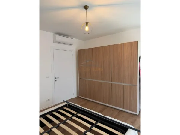 Tirane, jepet me qera apartament 2+1 Kati 1, 110 m² 700 € (Akses Tirana – Doganë)