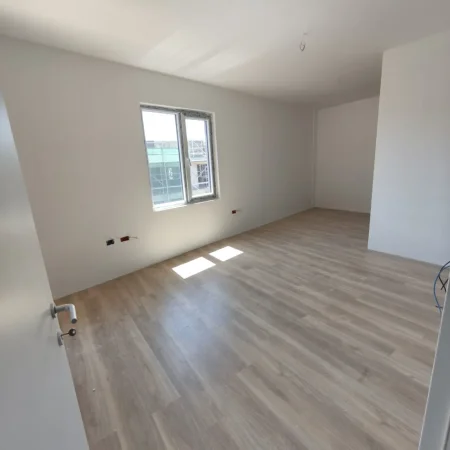 Tirane, shitet apartament 2+1+Aneks+Ballkon Kati 6, 112 m² 123.200 € (Paskuqan)