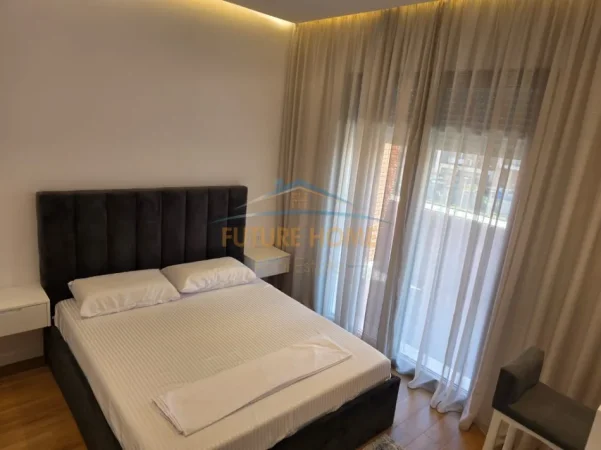 Tirane, jepet me qera apartament 1+1+Ballkon Kati 3, 72 m² 1.000 € (Delijorgji)
