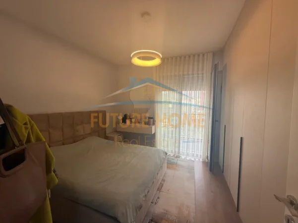 Tirane, shes apartament 1+1+Ballkon Kati 5, 80 m² 149.000 € 
