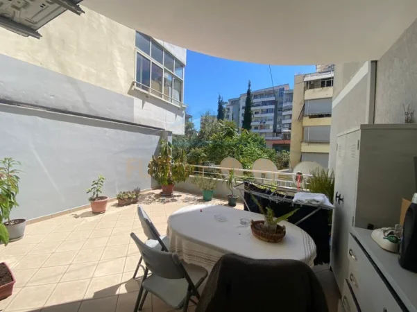 Tirane, shes apartament 2+1+Ballkon Kati 3, 87 m² 130.000 € 