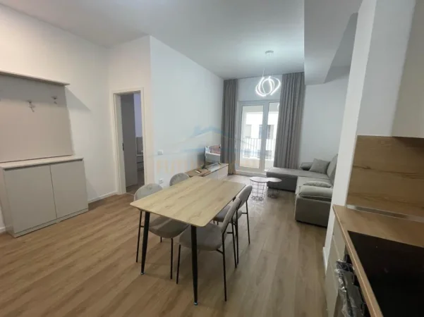 Tirane, jepet me qera apartament 1+1+Ballkon Kati 6, 63 m² 400 € (Ali Demi)