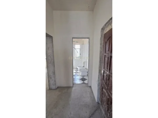 Durres, shitet apartament 5+1+Aneks+Ballkon Kati 5, 173 m² 260.000 € 