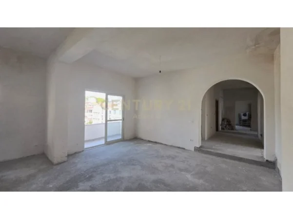 Durres, shitet apartament 5+1+Aneks+Ballkon Kati 5, 173 m² 260.000 € 
