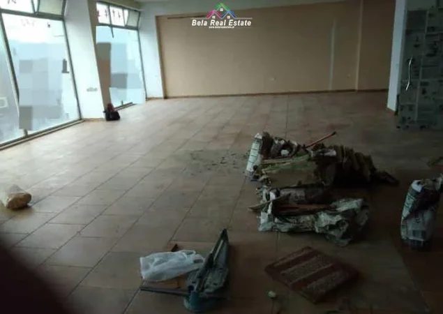 Tirane, jepet me qera zyre Kati 2, 150 m² 730 € (Rruga Aleksandri i Madh)