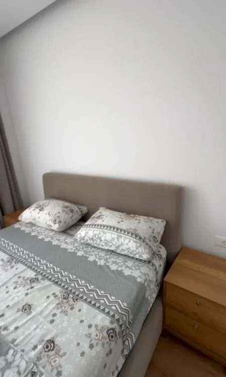 Tirane, jepet me qera apartament 1+1 Kati 6, 72 m² 700 € (Bulevardi I Ri)