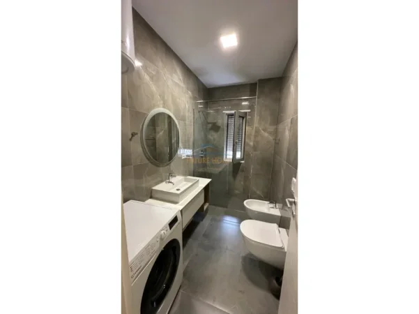 Tirane, jepet me qera apartament 1+1 Kati 4, 70 m² 850 € (ZOGU I ZI , Foleja e Gjelber)