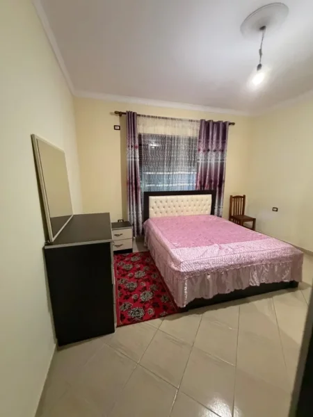 Tirane, jepet me qera apartament 2+1 Kati 2, 90 m² 350 € (Fresku)