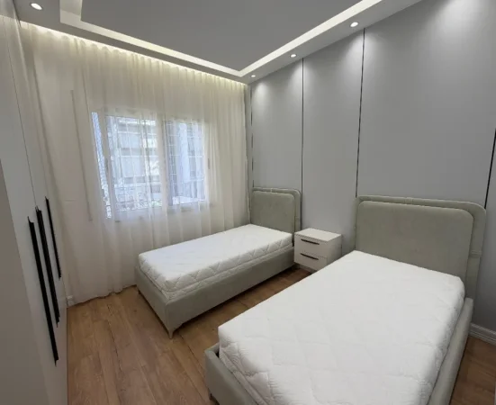 Tirane, shitet apartament 2+1 , 104 m² 215.000 € 