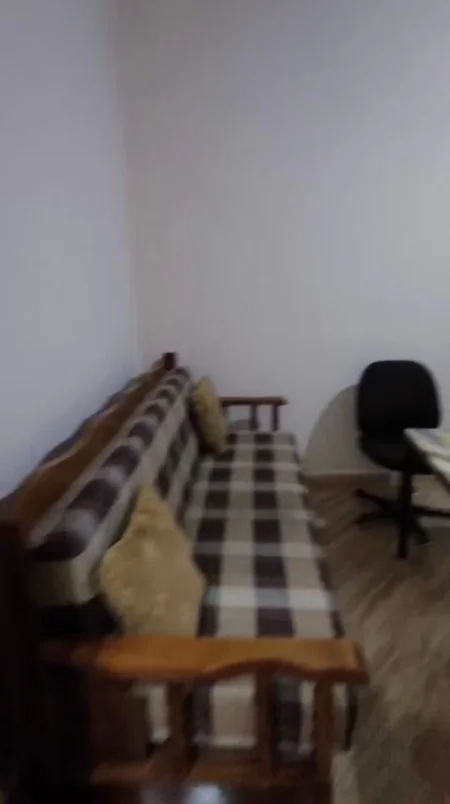 Tirane, jepet me qera apartament 1+1 Kati 6, 60 m² 400 € (Rruga Reshit Petrela)
