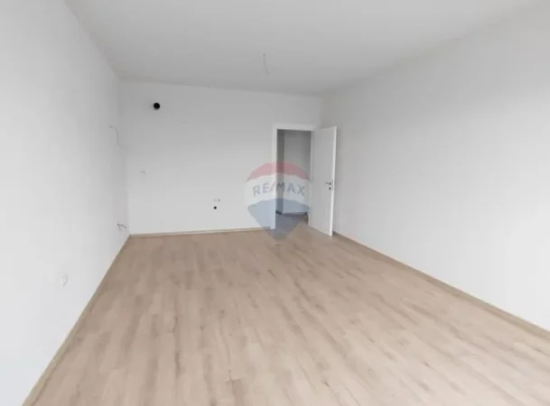 Tirane, shitet apartament 2+1 , 105 m² 121.000 € (Univers City ID: 530191073-178)