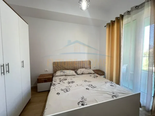 Tirane, jepet me qera apartament 1+1+Ballkon Kati 3, 48 m² 420 € (Kompleksi Kimi, Ali Demi)