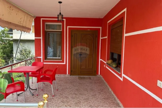 Vlore, shitet Vile 2+1 Kati 1, 300 m² 120.000 € (Sherishte, Vlore)