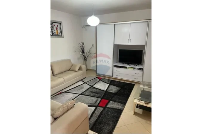 Vlore, shitet Vile 2+1 Kati 1, 300 m² 120.000 € (Sherishte, Vlore)