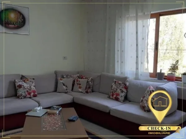 Tirane, shitet apartament 1+1+Aneks+Ballkon Kati 3, 56 m² 85.000 € (Kryegjyshata Boterore Bektashiane)
