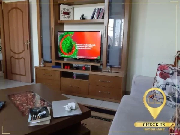 Tirane, shitet apartament 1+1+Aneks+Ballkon Kati 3, 56 m² 85.000 € (Kryegjyshata Boterore Bektashiane)