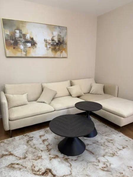 Tirane, jepet me qera apartament 2+1 Kati 3, 77 m² 580 € (Yzberisht)