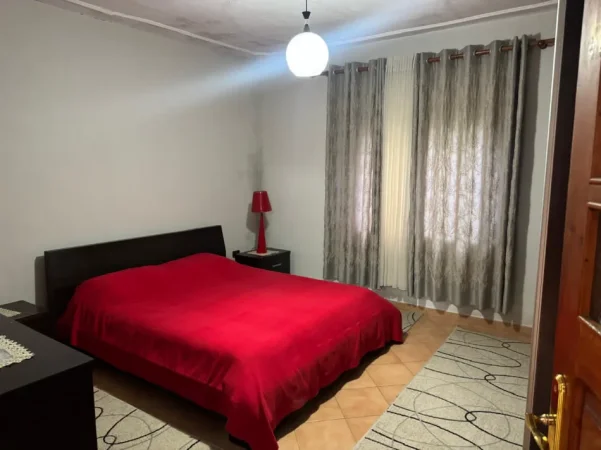 Tirane, jepet me qera apartament 1 Katshe Kati 1, 111 m² 500 € (Allias)