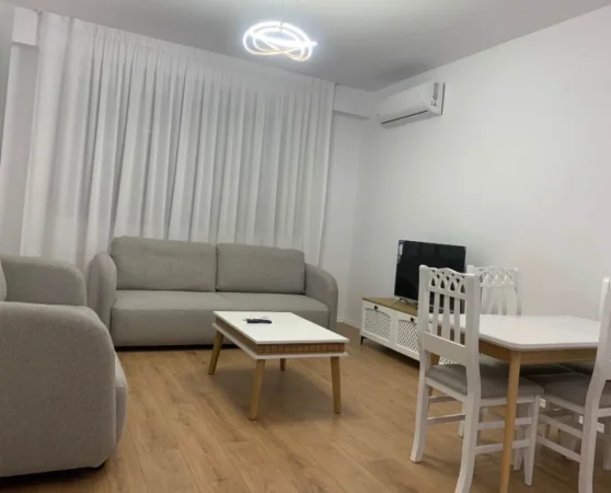 Tirane, jepet me qera apartament 1+1 , 75 m² 450 € 