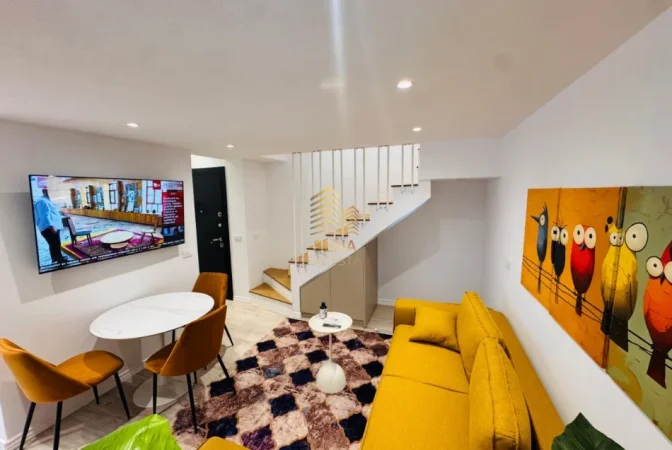 Tirane, jepet me qera apartament 1+1+Ballkon Kati 3, 60 m² 600 € (Rruga e Dibres)